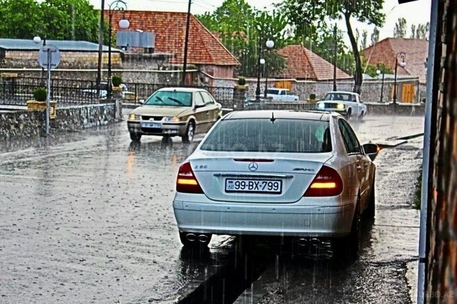 Mercedes E 320 2003, 340,000 km - 3.2 л - Bakı