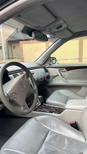 Mercedes E 240 2000, 270,000 km - 2.6 l - Bakı