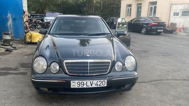 Mercedes E 240 2000, 270,000 km - 2.6 l - Bakı