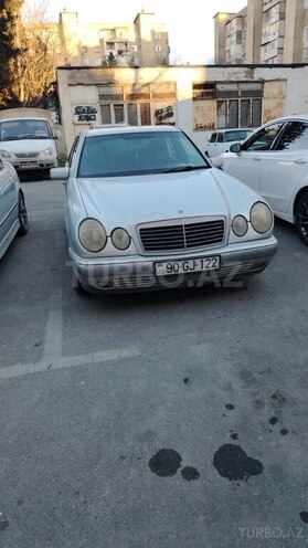 Mercedes E 240 1997, 439,000 km - 2.4 l - Bakı