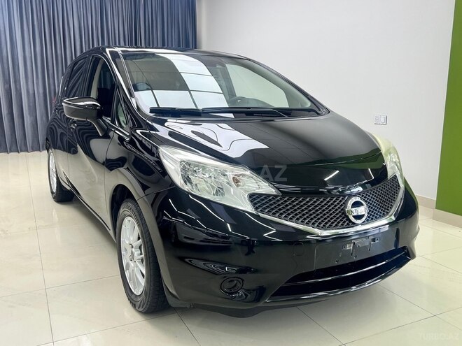 Nissan Note-7