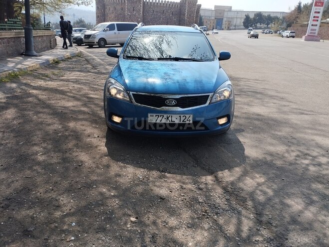 Kia Ceed 2009, 234,567 km - 1.6 л - Tovuz