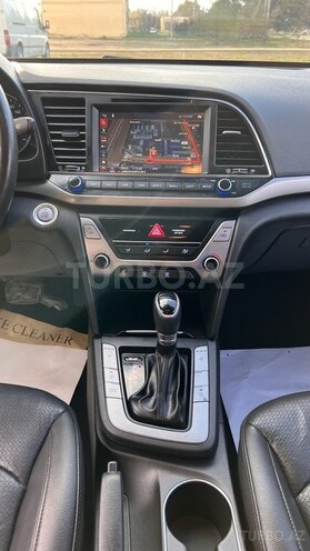Hyundai Avante 2015, 123,800 km - 1.6 л - Bakı