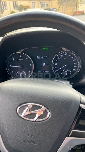 Hyundai Avante 2015, 123,800 km - 1.6 л - Bakı
