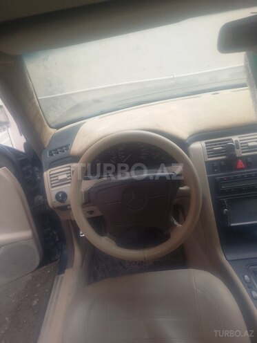 Mercedes E 230 2006, 401,000 km - 2.3 l - Bakı
