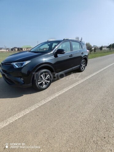 Toyota RAV4 2018, 110,000 km - 2.0 l - Gəncə