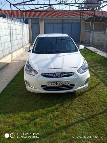 Hyundai Accent 2012, 110,000 km - 1.6 l - Sabirabad