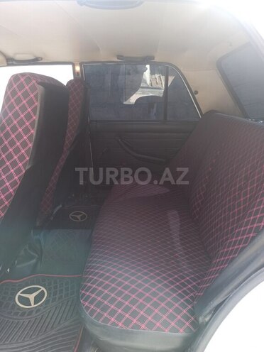 LADA (VAZ) 2107 2004, 65,000 km - 1.6 l - Yevlax