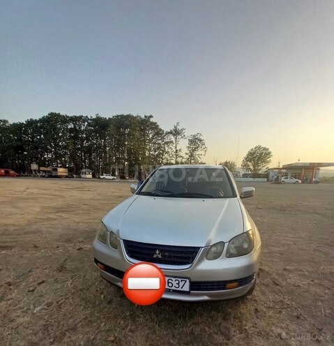Mitsubishi Airtrek 2001, 200,000 km - 2.0 л - Masallı