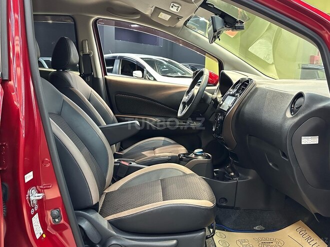 Nissan Note-7