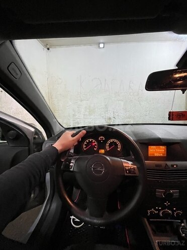 Opel Astra 2006, 212,000 km - 1.4 l - Bakı