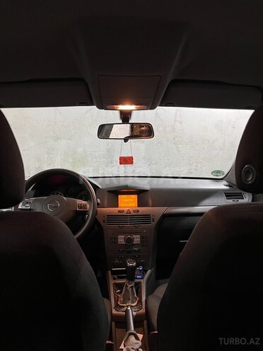 Opel Astra 2006, 212,000 km - 1.4 l - Bakı