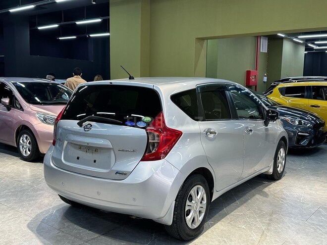 Nissan Note-13
