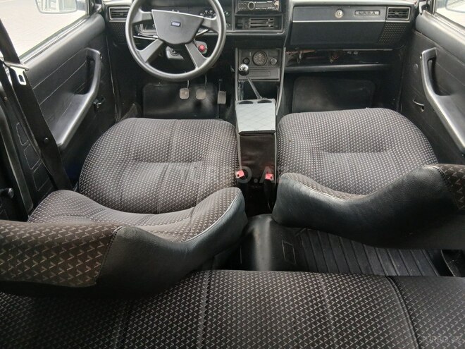 LADA (VAZ) 2107 2006, 50,000 km - 1.6 л - Yevlax