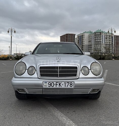 Mercedes E 240 1997, 300,000 km - 2.4 l - Sumqayıt