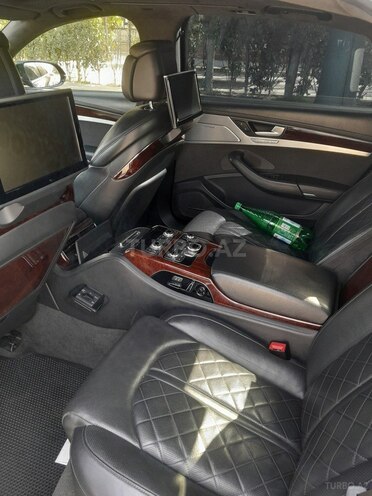Audi A8 2012, 207,000 km - 4.0 л - Bakı