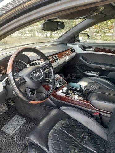 Audi A8 2012, 207,000 km - 4.0 л - Bakı