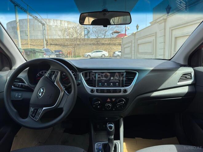 Hyundai Accent 2022, 28,968 km - 1.6 л - Bakı