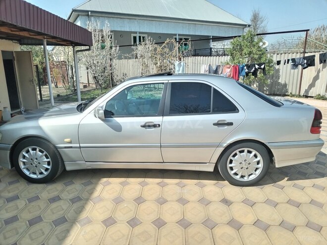 Mercedes C 180 1999, 384,000 km - 1.8 l - Ağcabədi