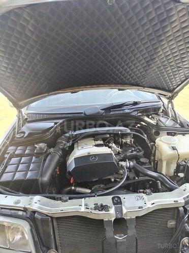 Mercedes C 180 1999, 384,000 km - 1.8 l - Ağcabədi