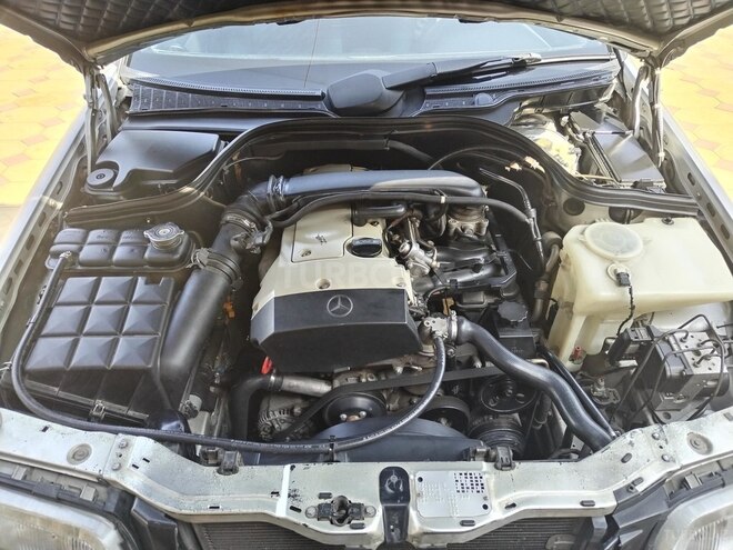 Mercedes C 180 1999, 384,000 km - 1.8 l - Ağcabədi