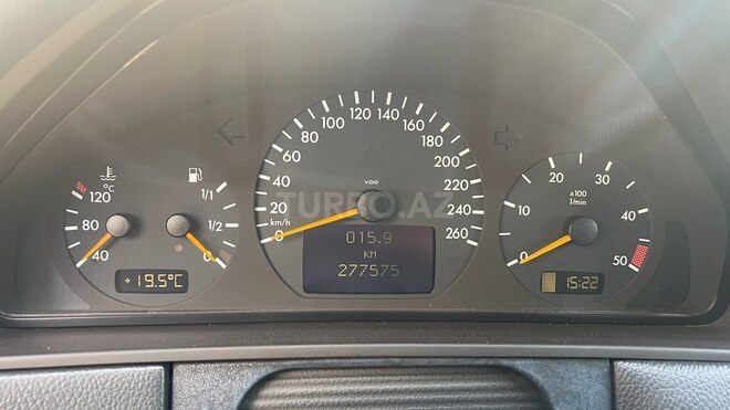 Mercedes E 220 d 2000, 277,575 km - 2.2 l - Bakı