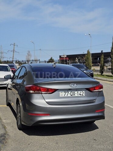 Hyundai Elantra 2017, 99,000 km - 2.0 l - Bakı