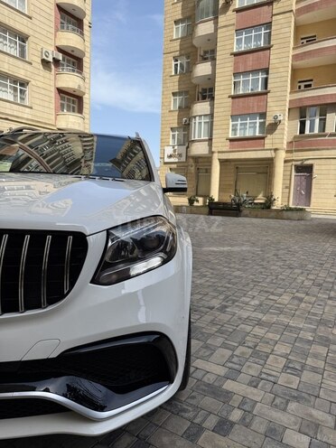 Mercedes GLS 400 4MATIC 2017, 89,000 km - 3.0 l - Bakı