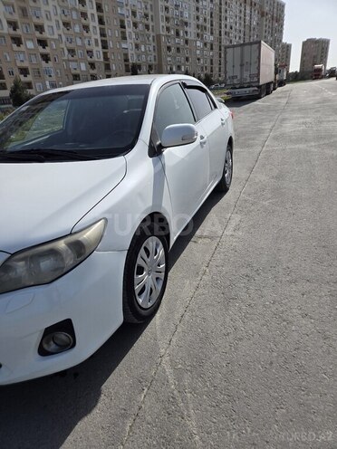 Toyota Corolla 2013, 253,320 km - 1.6 l - Bakı