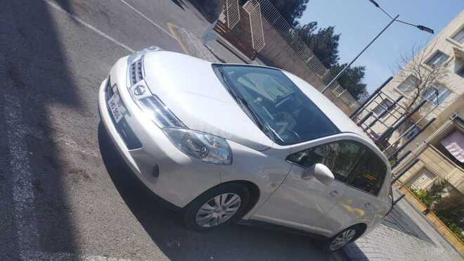 Nissan Tiida 2008, 215,623 km - 1.6 l - Bakı
