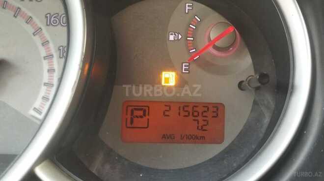 Nissan Tiida 2008, 215,623 km - 1.6 l - Bakı