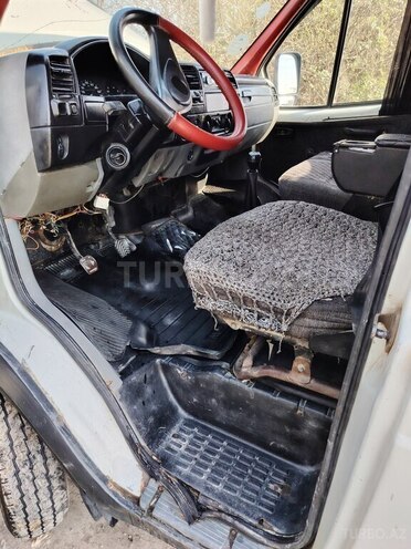 GAZ 3302-744 2006, 368,297 km - 2.3 л - Salyan