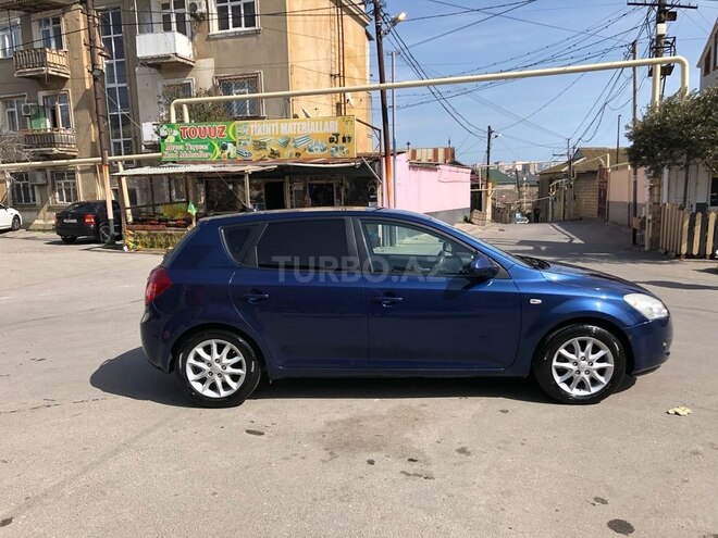 Kia Ceed 2009, 280,000 km - 1.6 л - Bakı