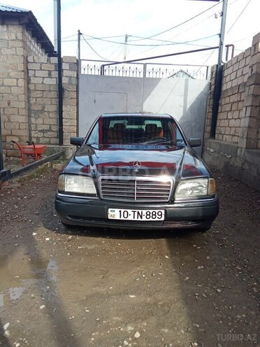 Mercedes C 220 1994, 157,752 km - 2.2 л - Yevlax