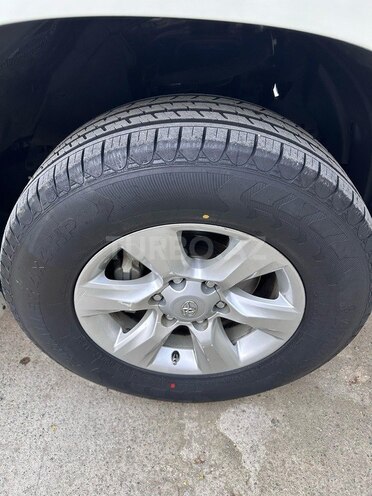 Toyota Land Cruiser Prado 2013, 180,000 km - 2.7 l - Bakı