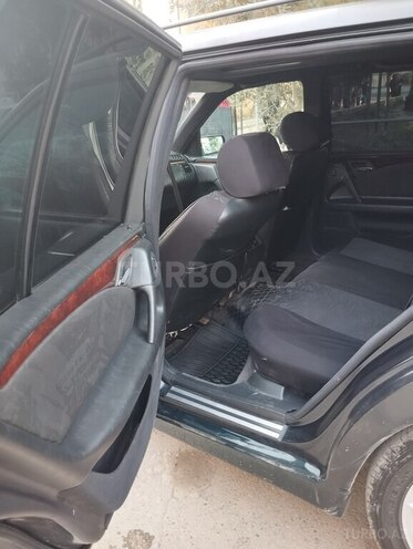 Mercedes E 240 1998, 435,851 km - 2.4 l - Salyan
