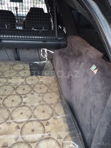 Mercedes E 240 1998, 435,851 km - 2.4 l - Salyan