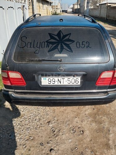 Mercedes E 240 1998, 435,851 km - 2.4 l - Salyan