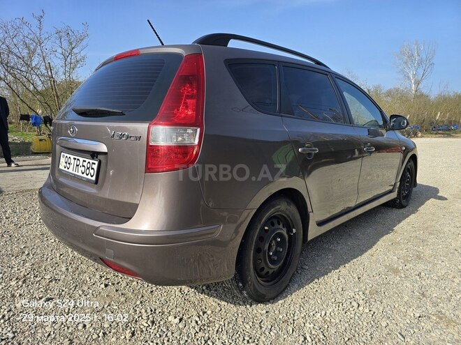 Hyundai i30 2011, 208,000 km - 1.6 l - Xudat