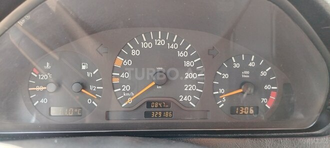 Mercedes C 200 1998, 327,000 km - 2.0 l - Bakı