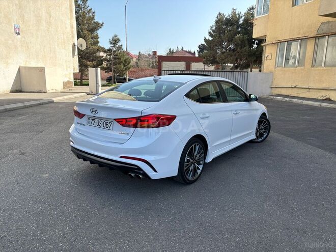 Hyundai Elantra 2018, 114,907 km - 1.6 l - Bakı