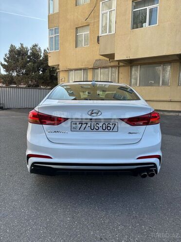 Hyundai Elantra 2018, 114,907 km - 1.6 l - Bakı