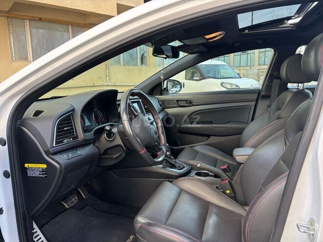 Hyundai Elantra 2018, 114,907 km - 1.6 l - Bakı