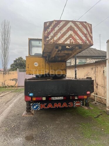 KamAz 53213 2003, 51,820 km - 11.0 l - Ağstafa