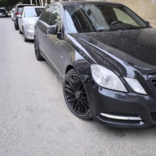 Mercedes E 220 d 2011, 351,000 km - 2.2 л - Beyləqan