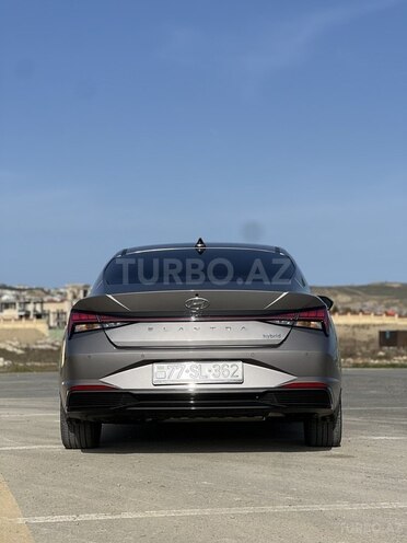 Hyundai Elantra 2022, 45,125 km - 1.6 l - Bakı