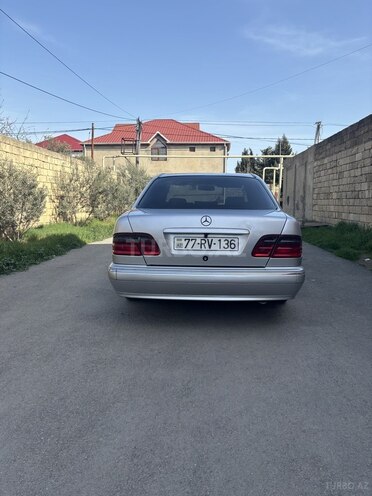 Mercedes E 220 d 1999, 590,000 km - 2.2 л - Bakı