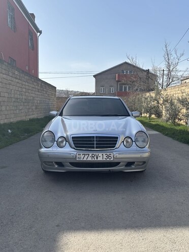 Mercedes E 220 d 1999, 590,000 km - 2.2 л - Bakı
