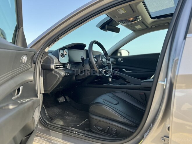 Hyundai Elantra 2022, 45,125 km - 1.6 l - Bakı