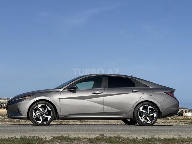 Hyundai Elantra 2022, 45,125 km - 1.6 l - Bakı